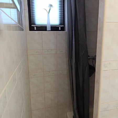 Fewo Saric Vir * Vir